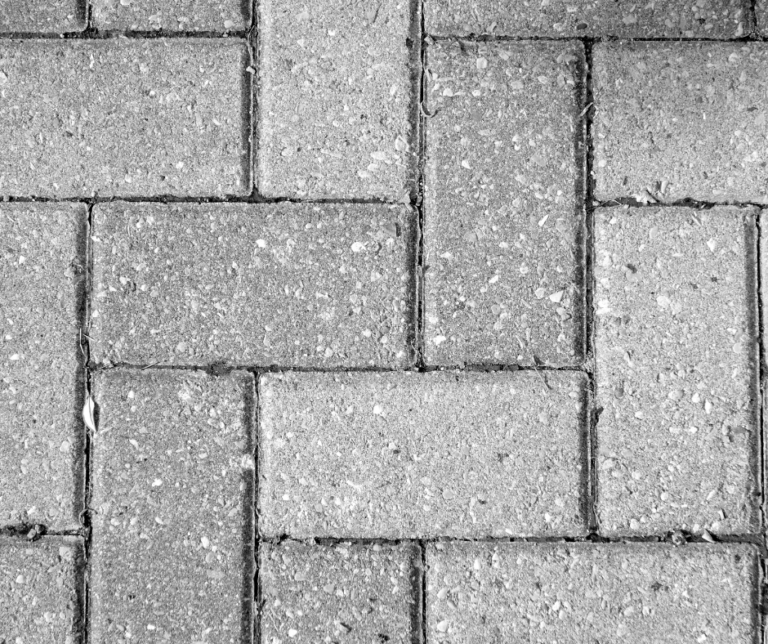 سعر تركيب انترلوك في عجمان 0504413493