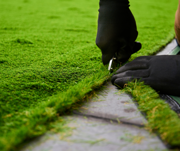 شركة تركيب عشب صناعي في الفجيرة 0504413493 5 (7455)