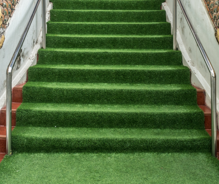 شركة تركيب عشب صناعي في الشارقة 0504413493