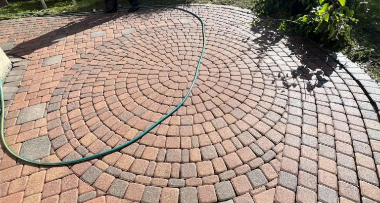 شركة تركيب انترلوك في ام القيوين 0504413493